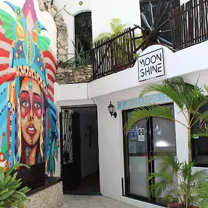 3* Hotel Moonshine